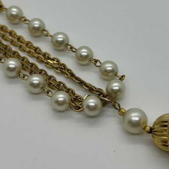 Vintage Faux Pearl Necklace Triple Strand Gold-Tone Chain Tassel Pendant 1970s - Picture 9 of 13